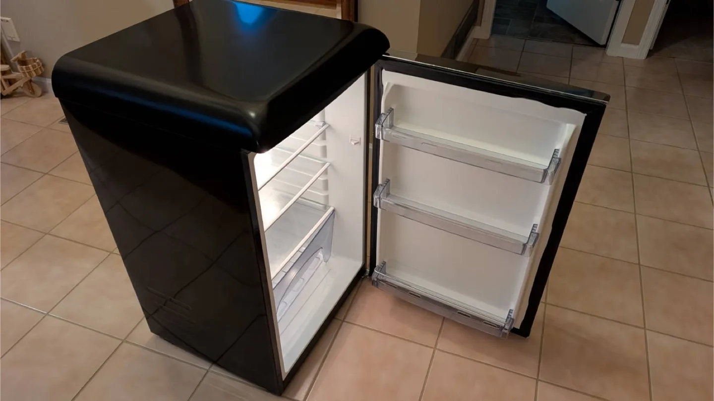 Galanz Retro Compact Refrigerator image indicator(7)