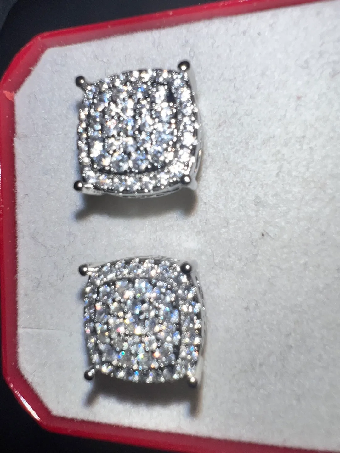 Square Stud Earrings image indicator(3)