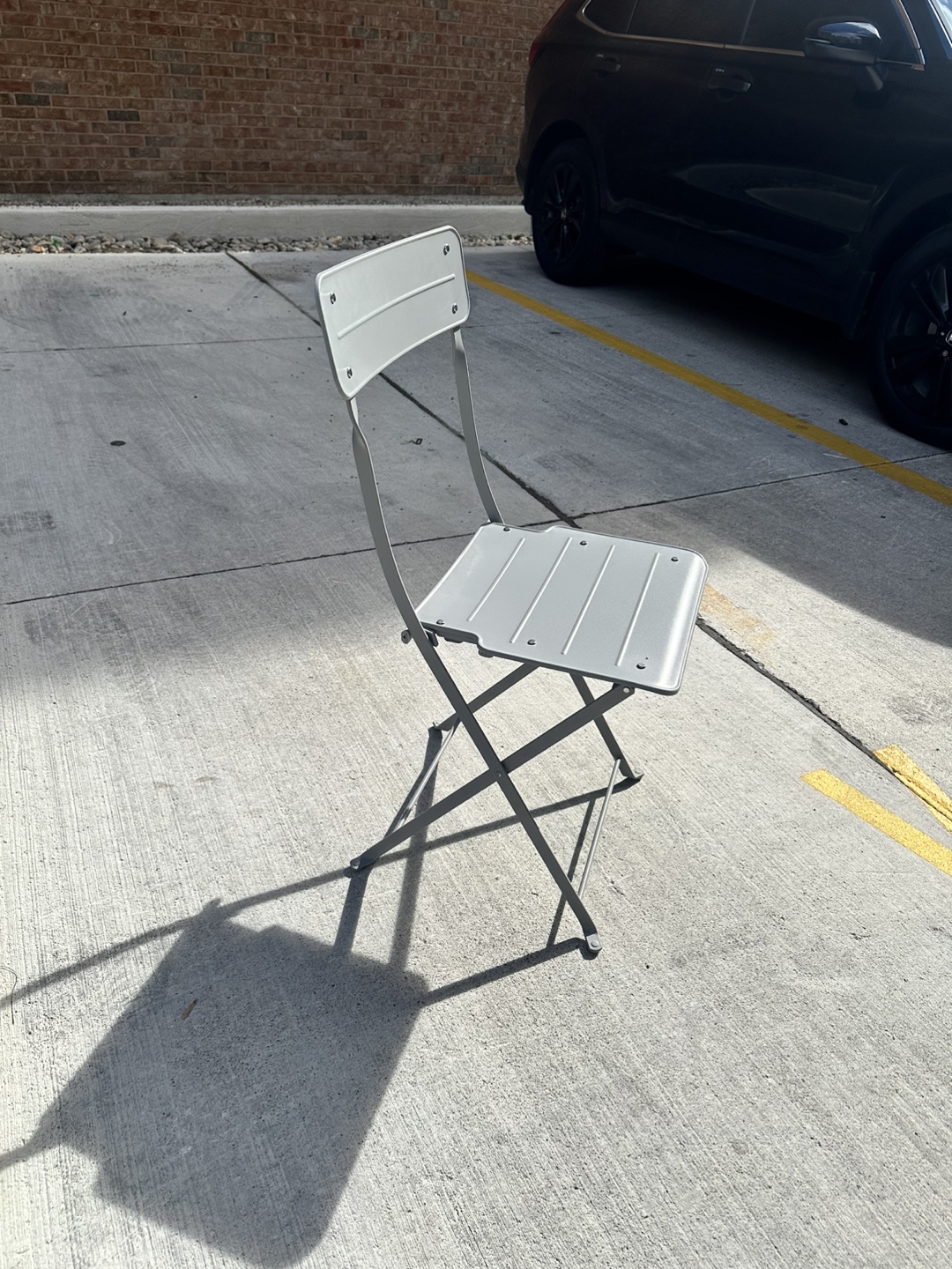 Folding Round Outdoor Table and Chairs Set - photo 5