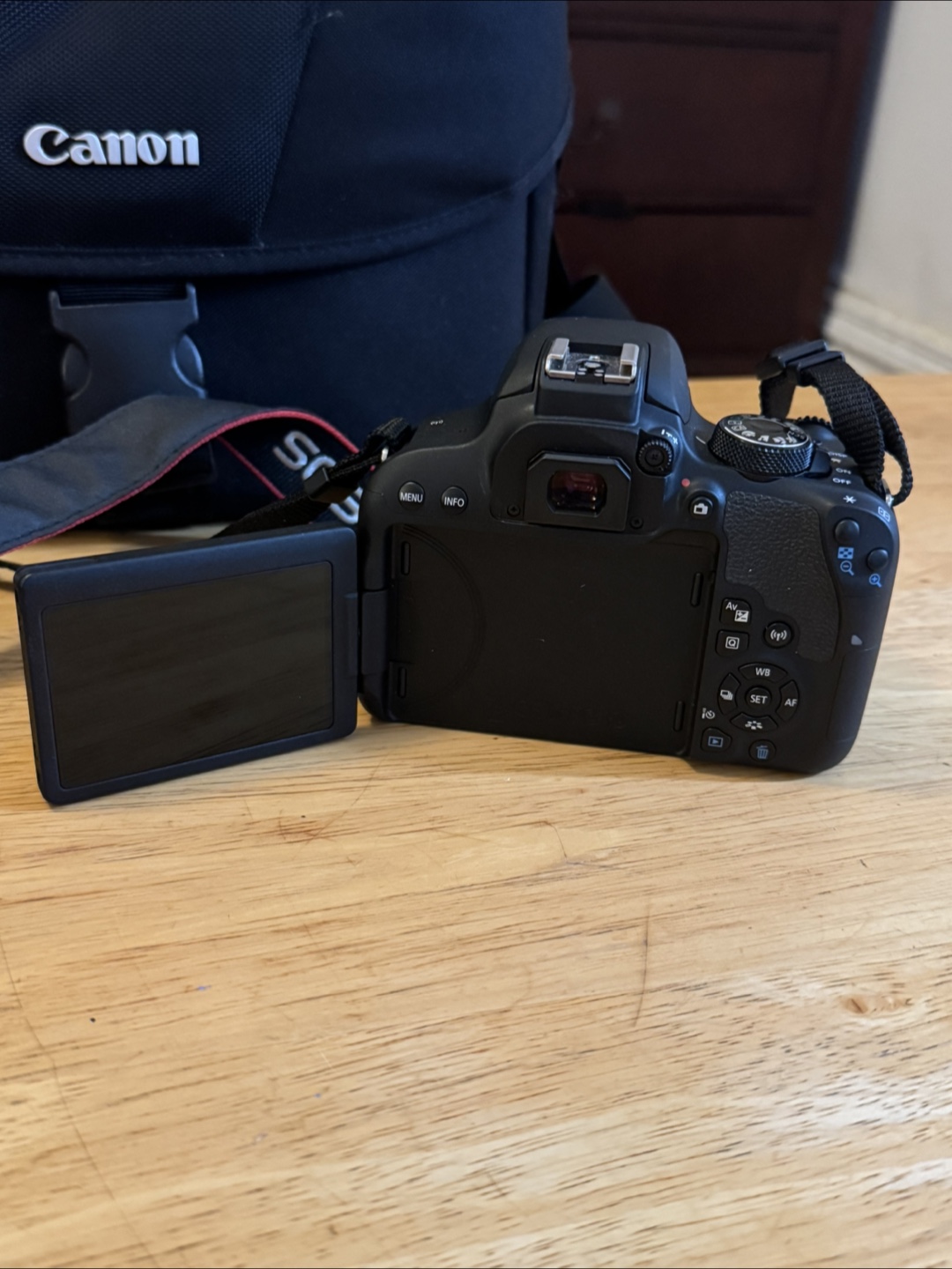 Canon Rebel EOS T7i Camera Kit - photo 4