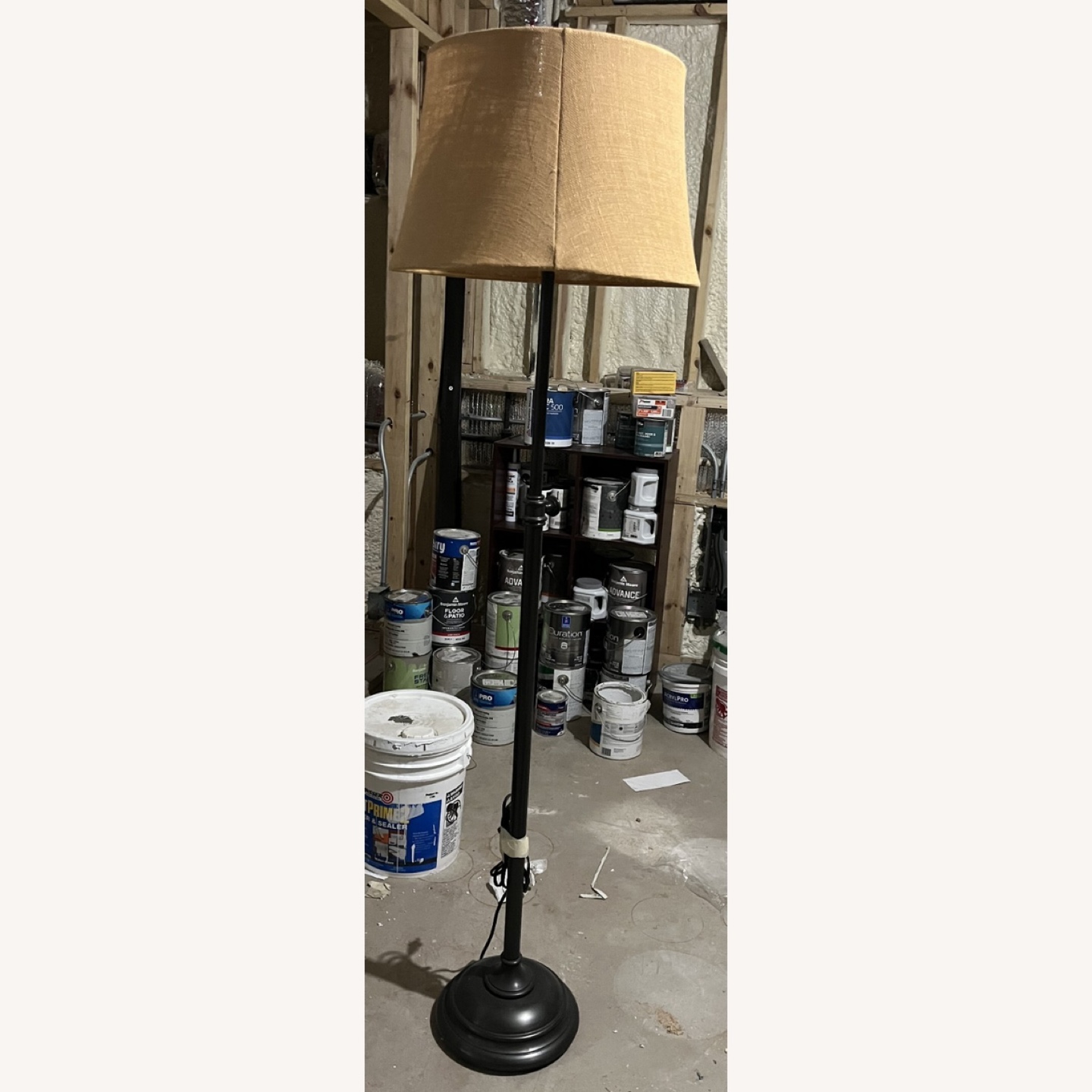 Floor Lamp with Adjustable Height