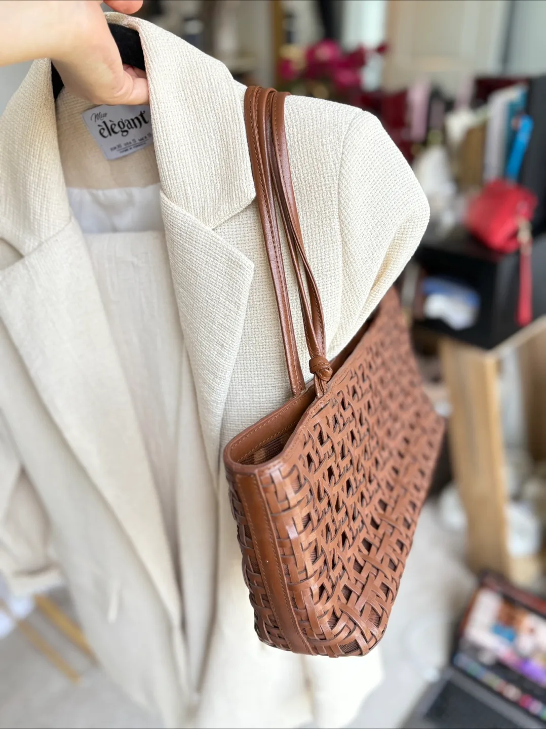 Woven brown handbag image indicator(3)