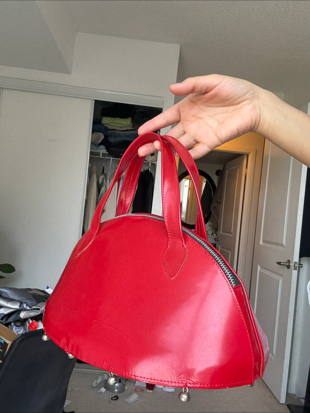 Red Dome Handbag image indicator(5)