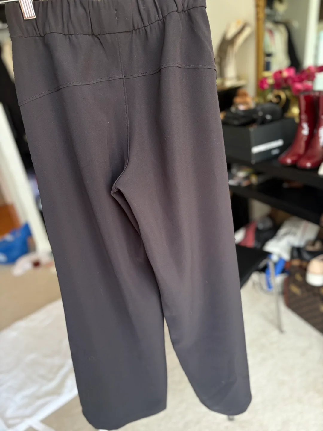 Lululemon Black Trousers Size 2 XS image indicator(5)