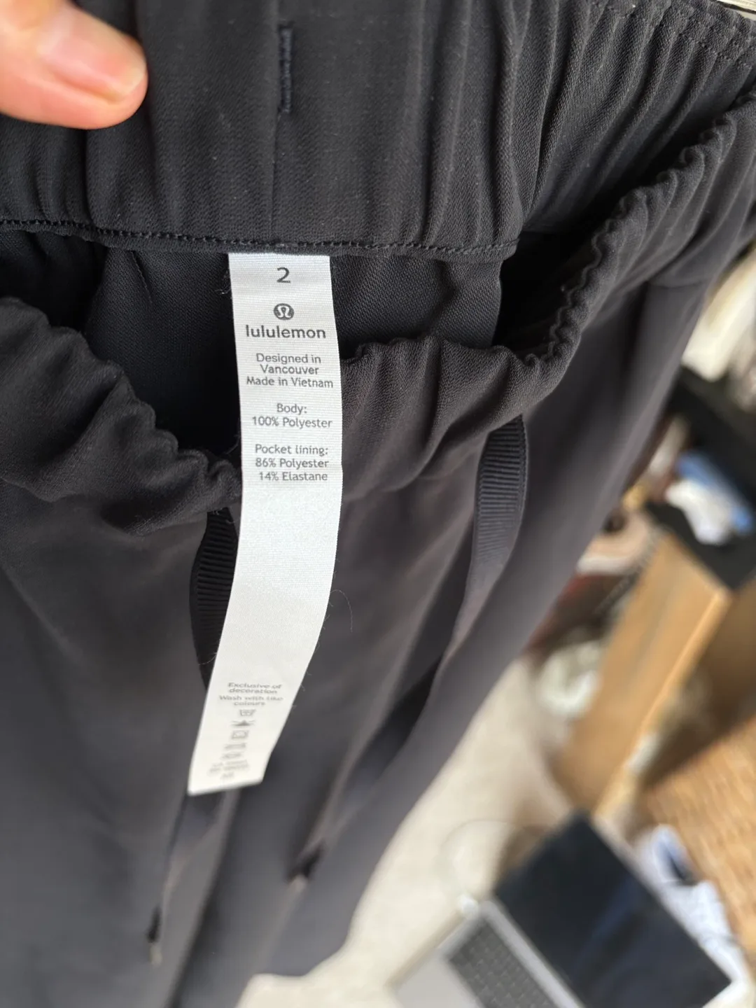 Lululemon Black Trousers Size 2 XS image indicator(3)