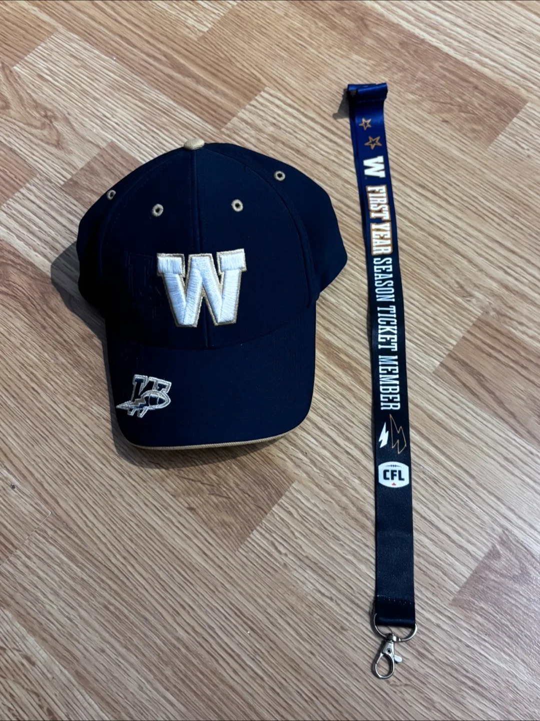 Winnipeg Blue Bombers Hat and Lanyard thumbnail
