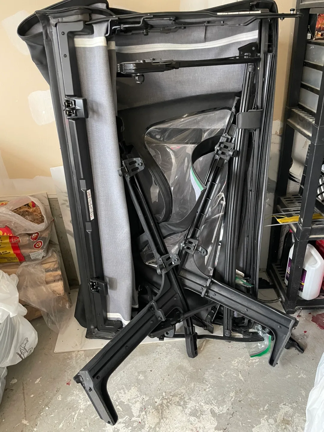 Jeep Wrangler Soft Top Kit image indicator(3)