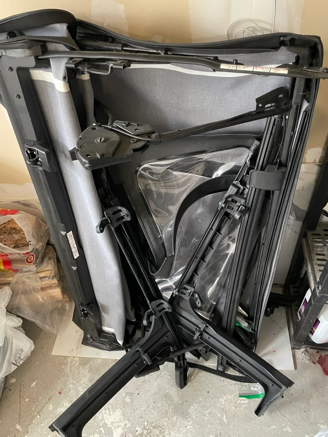 Jeep Wrangler Soft Top Kit image indicator(5)