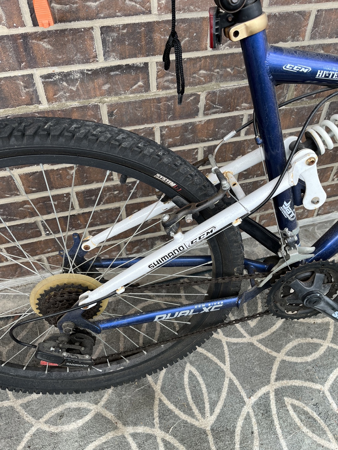 CCM Vandal 26 Inch Mountain Bike - photo 2