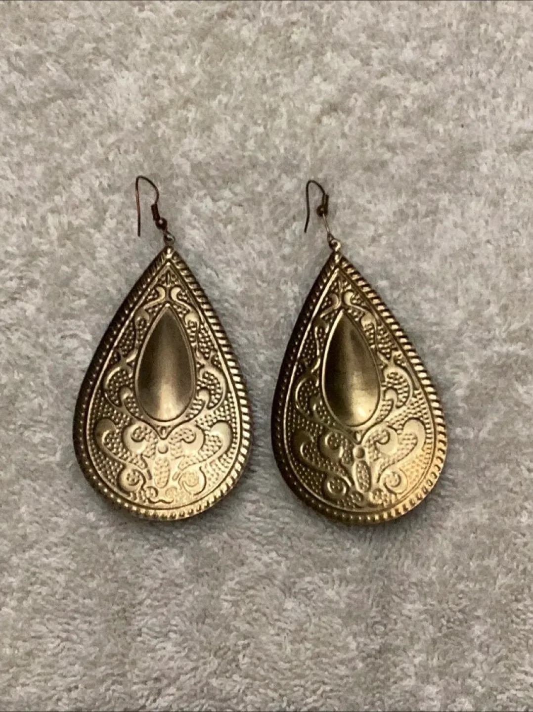 LARGE DANGLE EARRINGS image indicator(2)