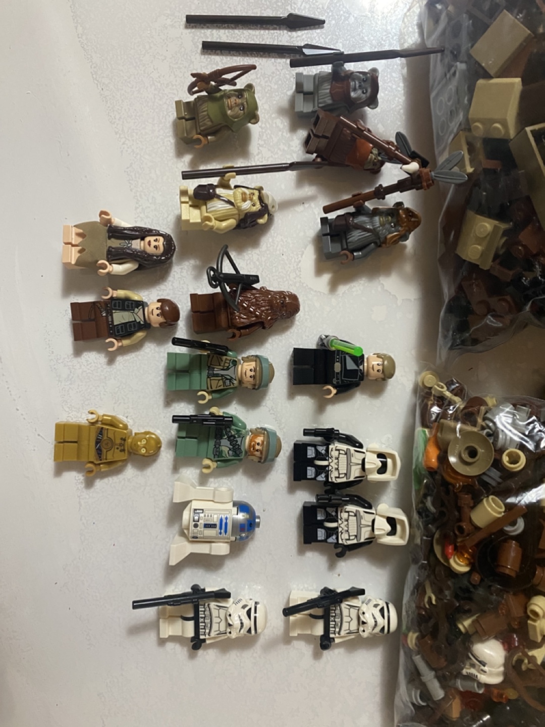 Lego Star Wars Ewok Village Ultimate Collector Series (10236) - photo 3