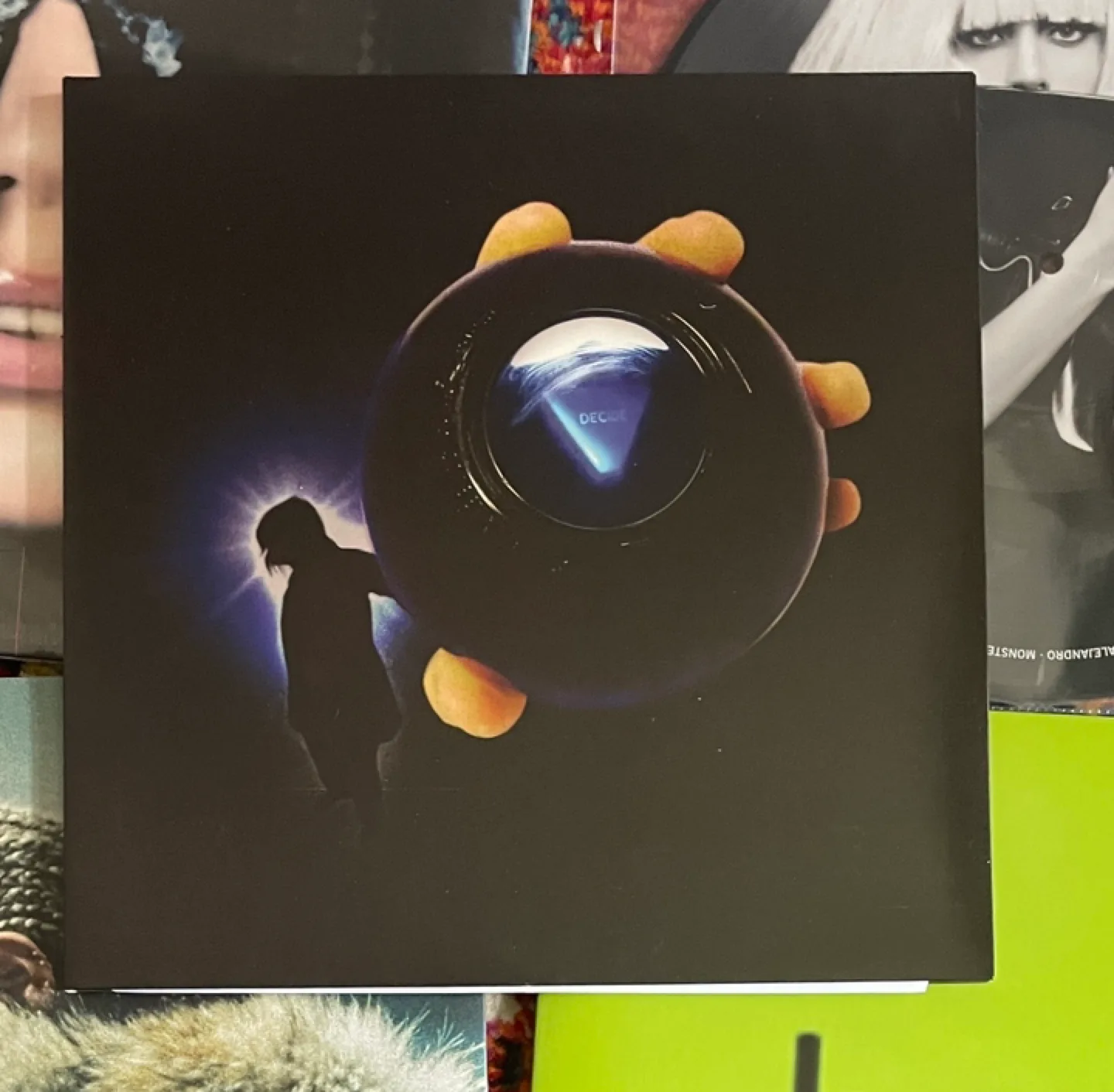 Vinyl - decide - djo thumbnail
