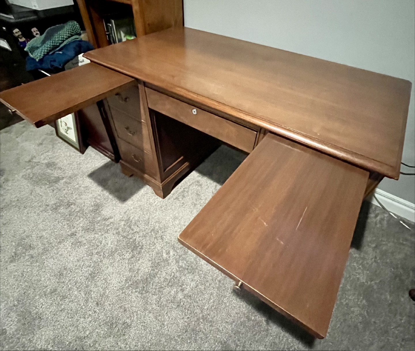 Vintage Desk with Pull-Out Trays - photo 3