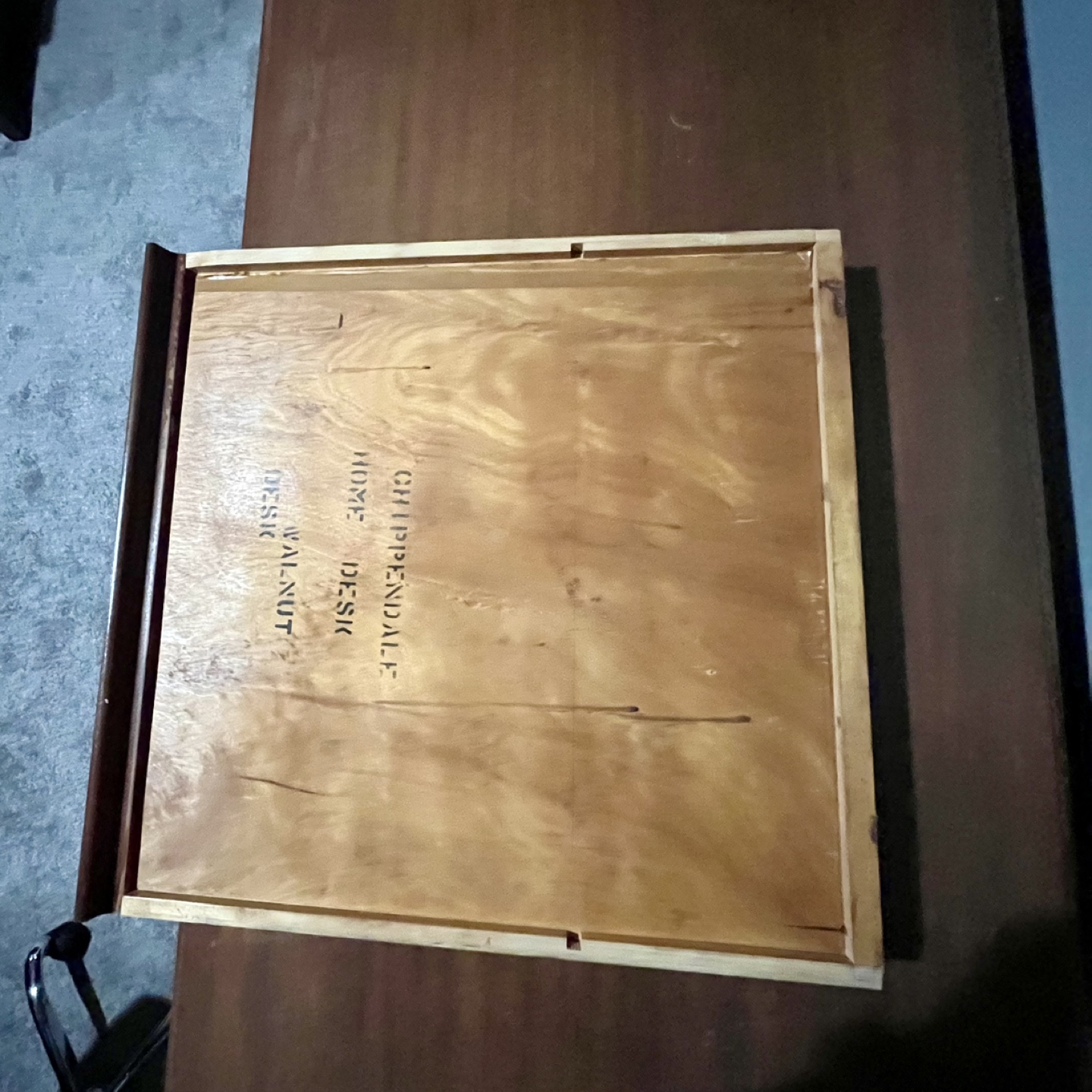 Vintage Desk with Pull-Out Trays - photo 2