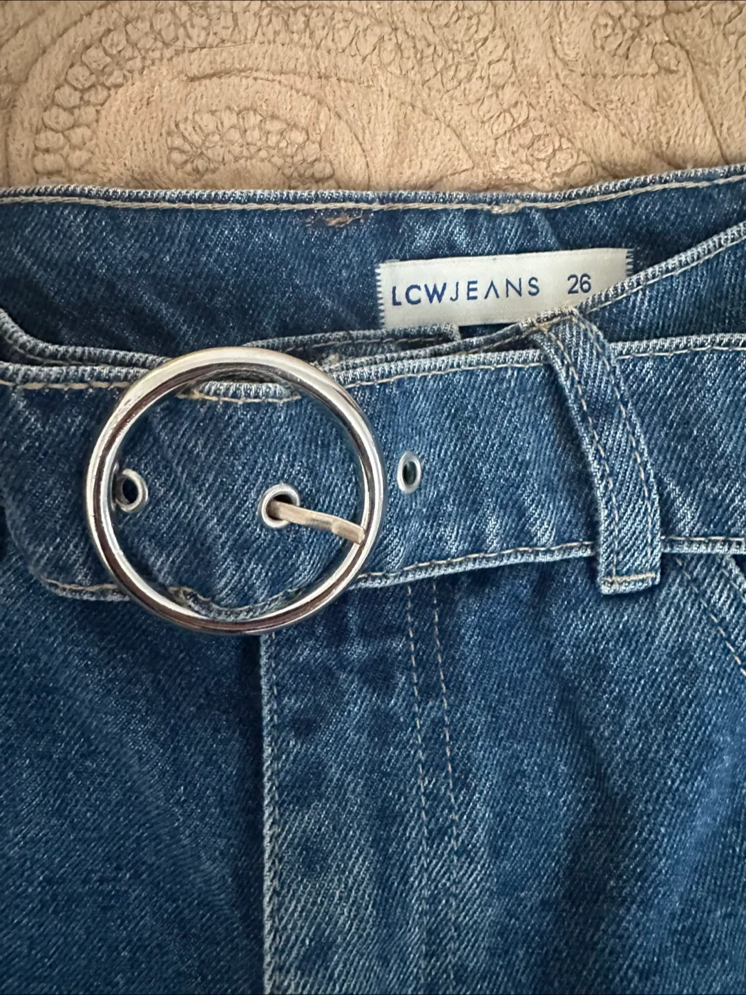 LCW Jeans Denim Shorts with Belt image indicator(2)