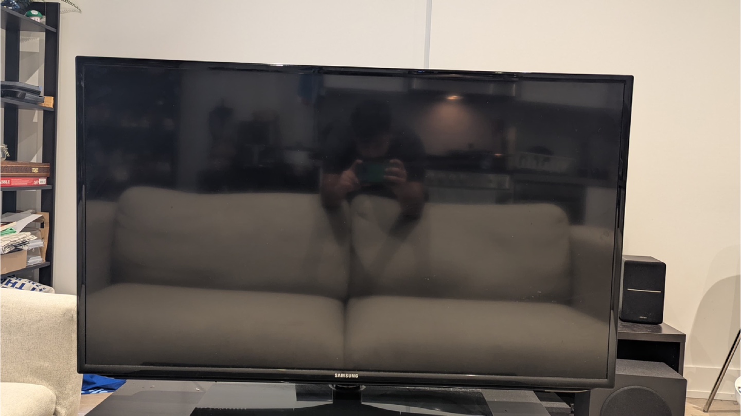 Samsung TV - UN46EH5000 46" Class LED HDTV