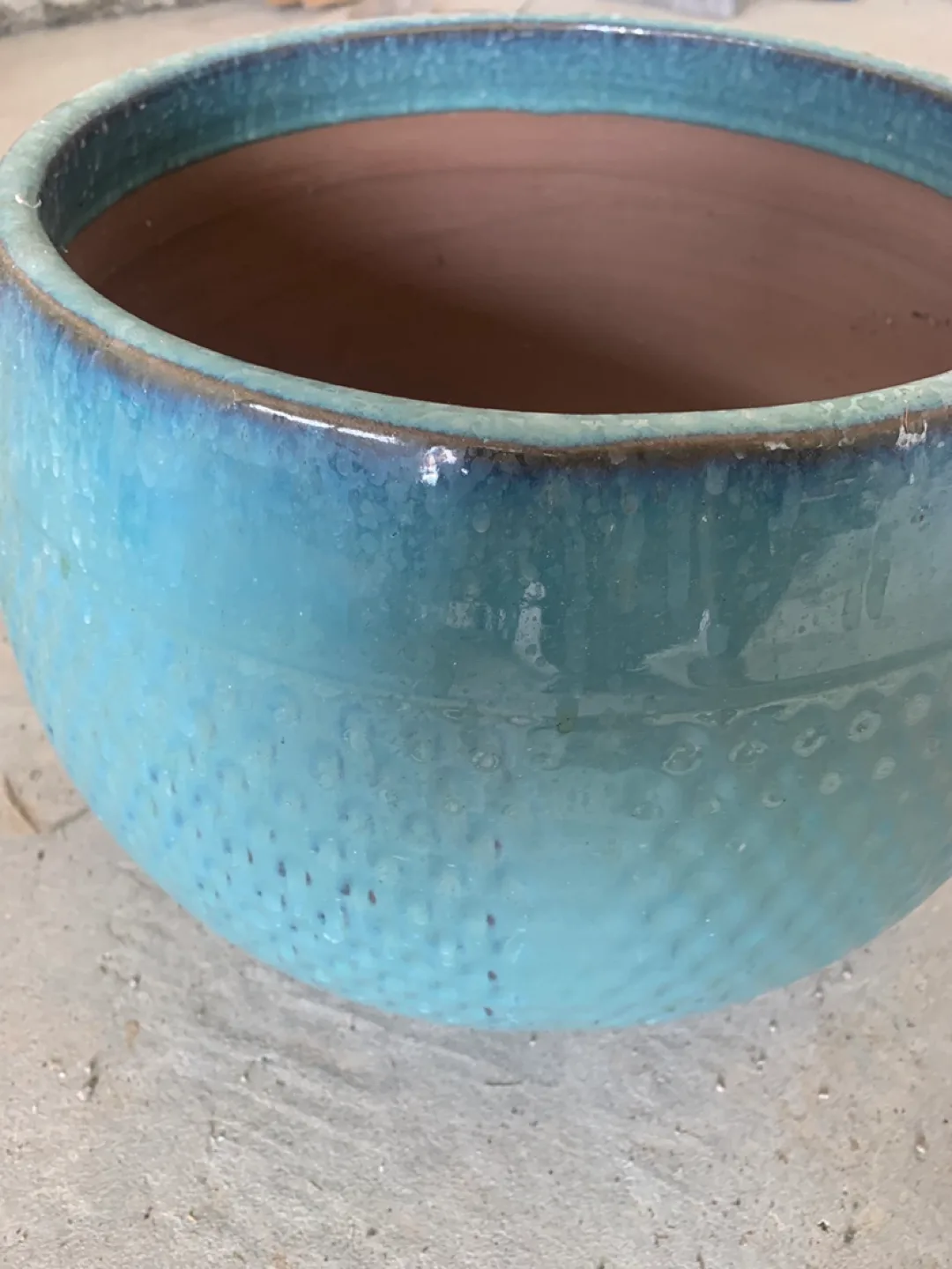 Big Ceramic Plant Pot image indicator(2)