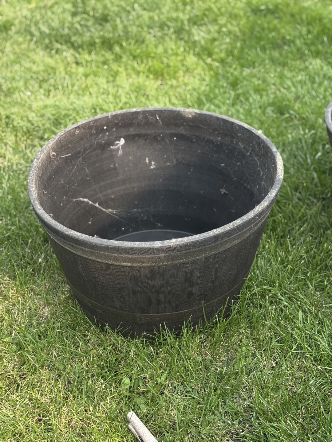 Round Planter Pots - photo 2