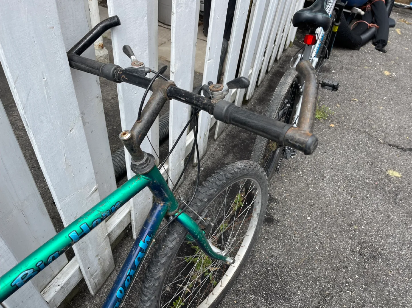 Raleigh Big Horn Mountain Bike image indicator(4)