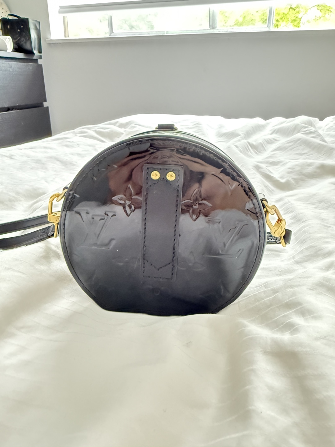 Louis Vuitton Black Crossbody Bag - photo 2