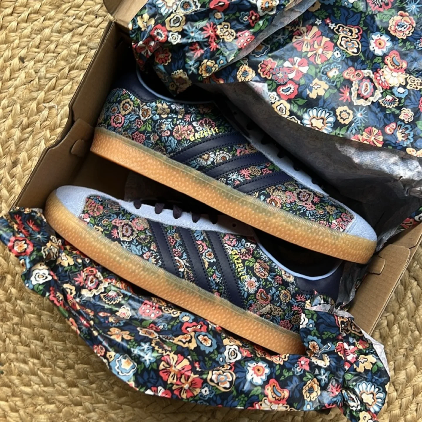 NWT Adidas x Liberty London Gazelle Garden Jazz Print - size 38 thumbnail