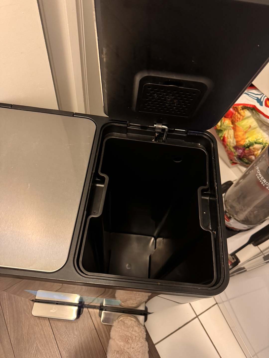 Dual Compartment Pedal Bin - photo 3