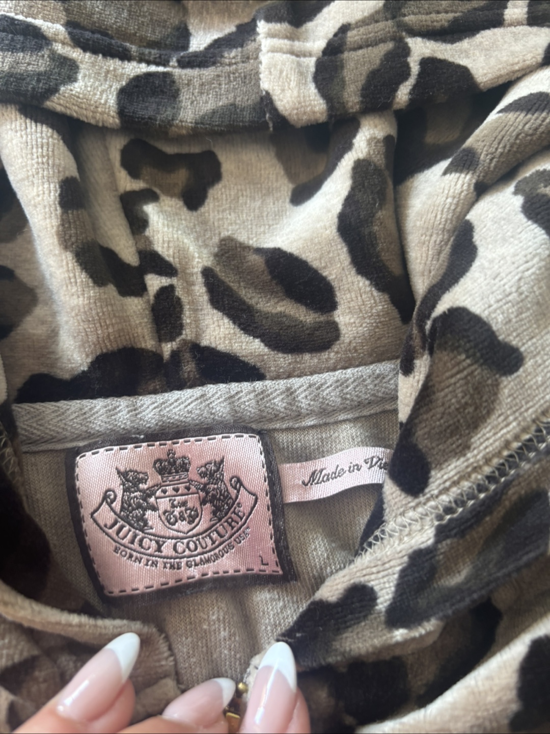Juicy Couture Leopard Print Hoodie - photo 3