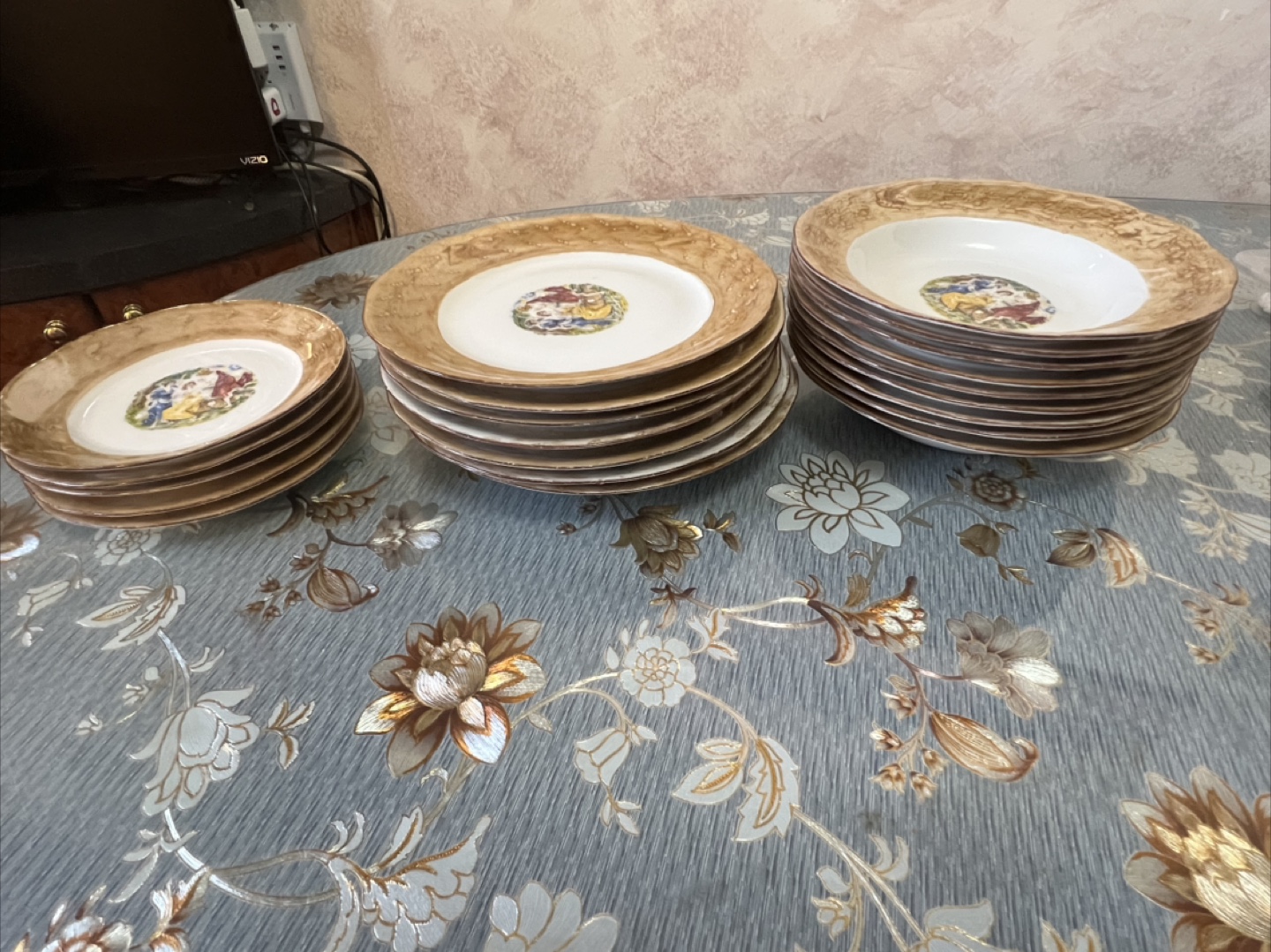Dinnerware Set. All $10