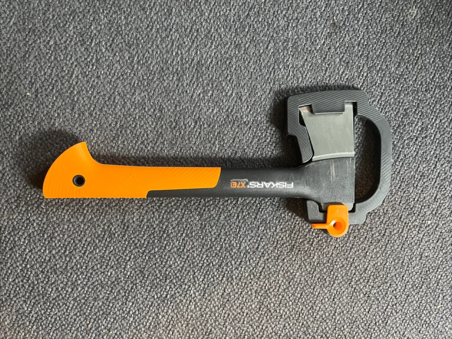 Fiskars X7 Hatchet thumbnail