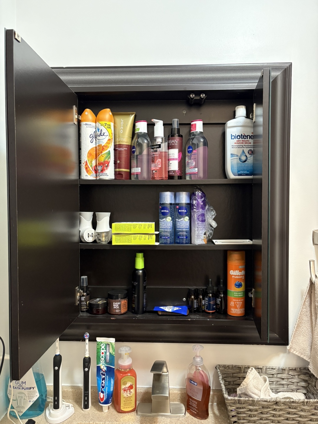 Dark Wood Framed Mirror Cabinet - photo 3