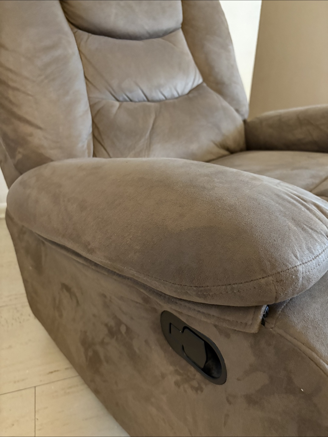 Brown Reclining Chair - photo 4