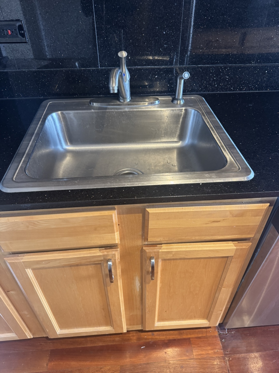 Kitchen Cabinet Set - photo 3
