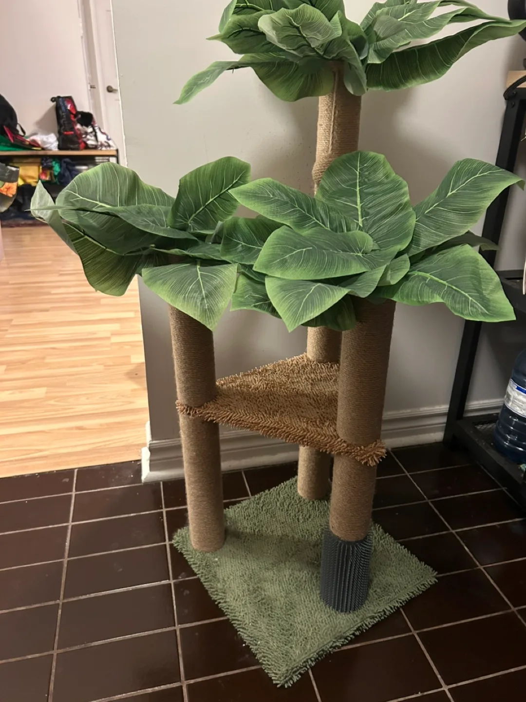 Cat Tree With Plant Decor thumbnail