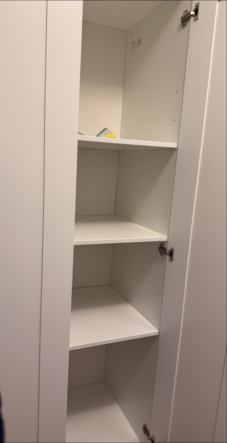 Ikea white wardrobe with mirror - photo 3