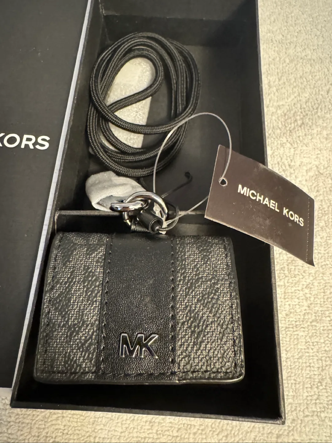 Michael Kors Airpod Case - Black image indicator(2)