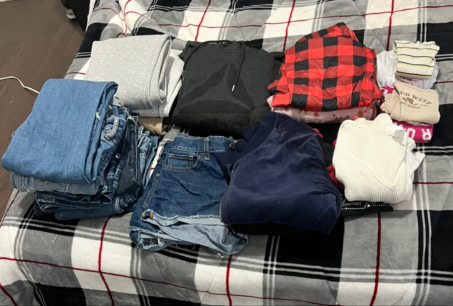 Clothes Bundle (OBO) thumbnail