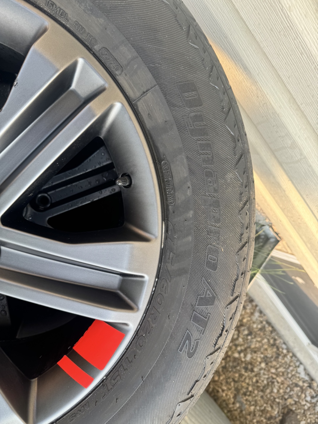 Set of Tires and Original ford Rims for Ford F150. 275/60R20 - photo 3