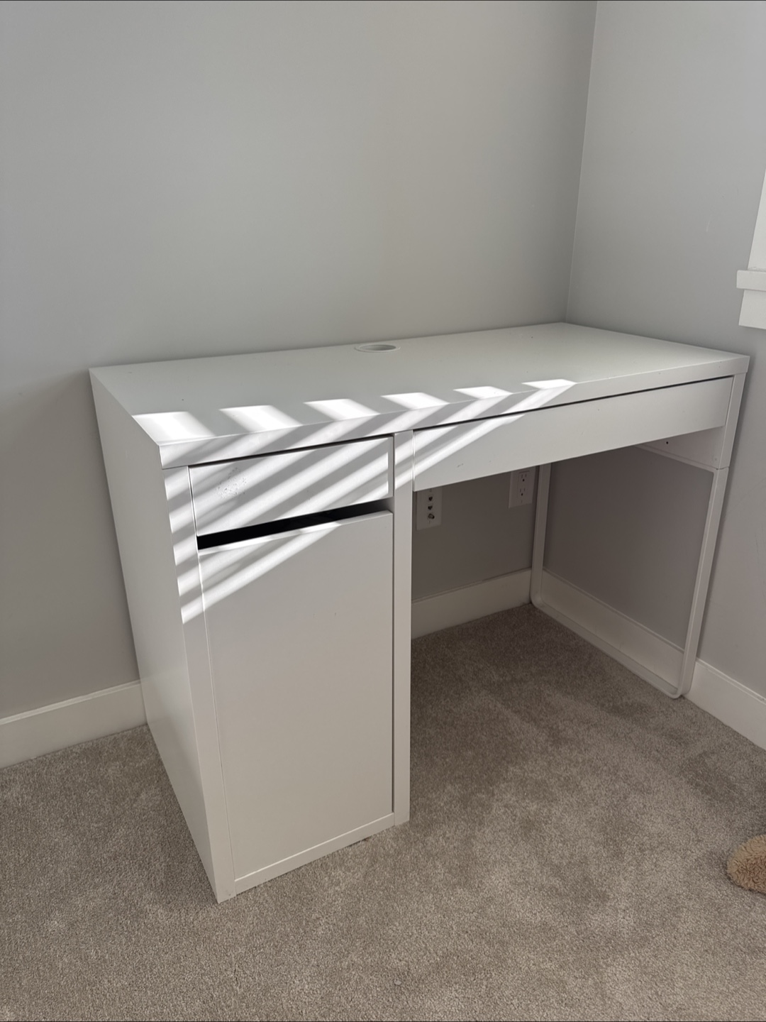 Ikea MICKE Desk, white,