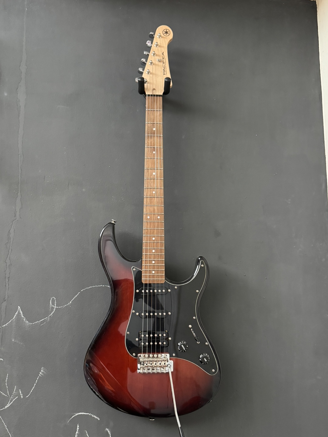 Electric Guitar - Yamaha Pacifica (Sunburst) - photo 2