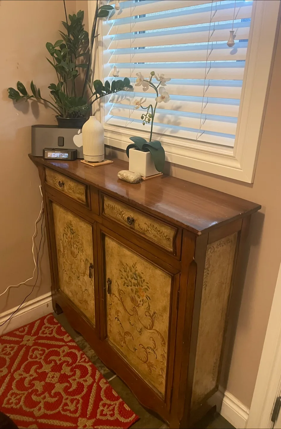 Vintage-Style Wooden Sideboard thumbnail
