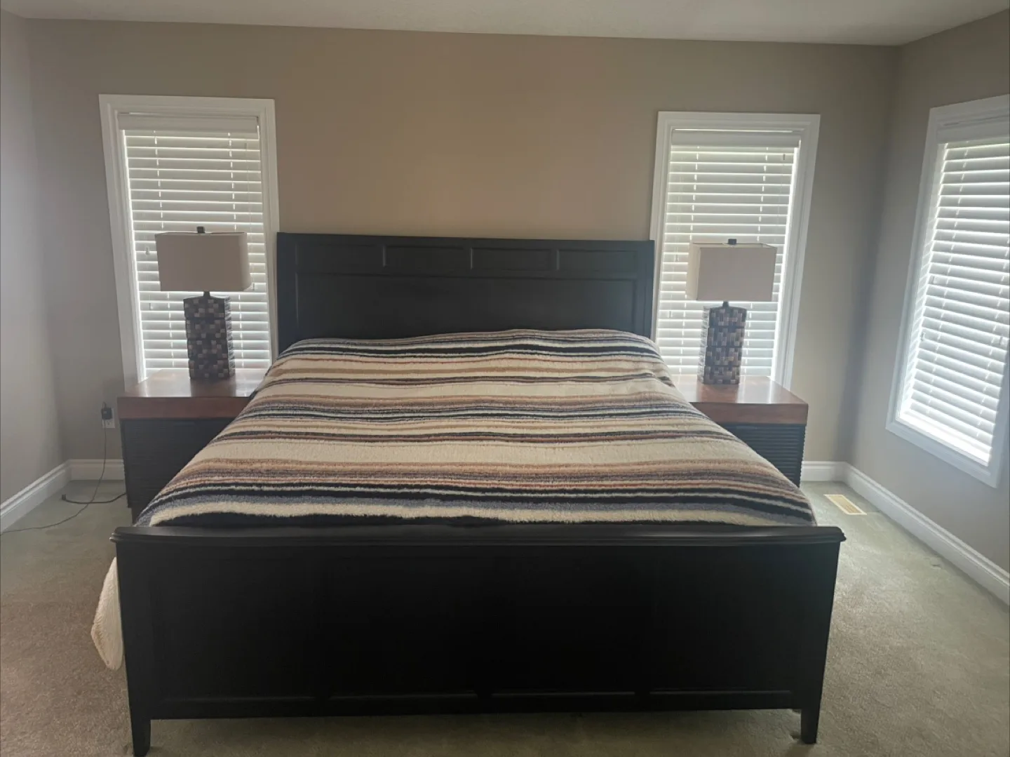 King Bedroom Set thumbnail