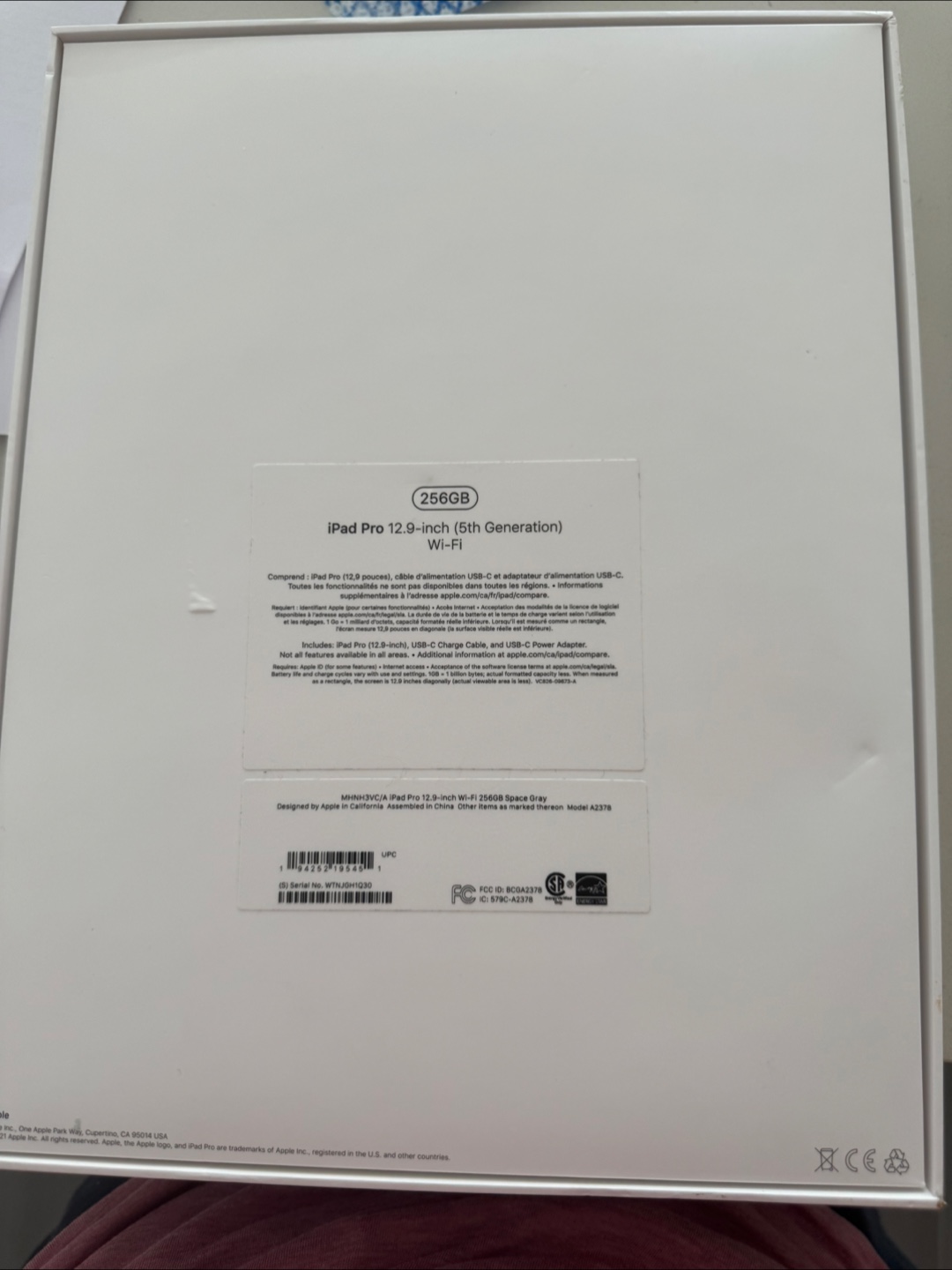iPad Pro 12.9-inch (5th Generation) Bundle - photo 2