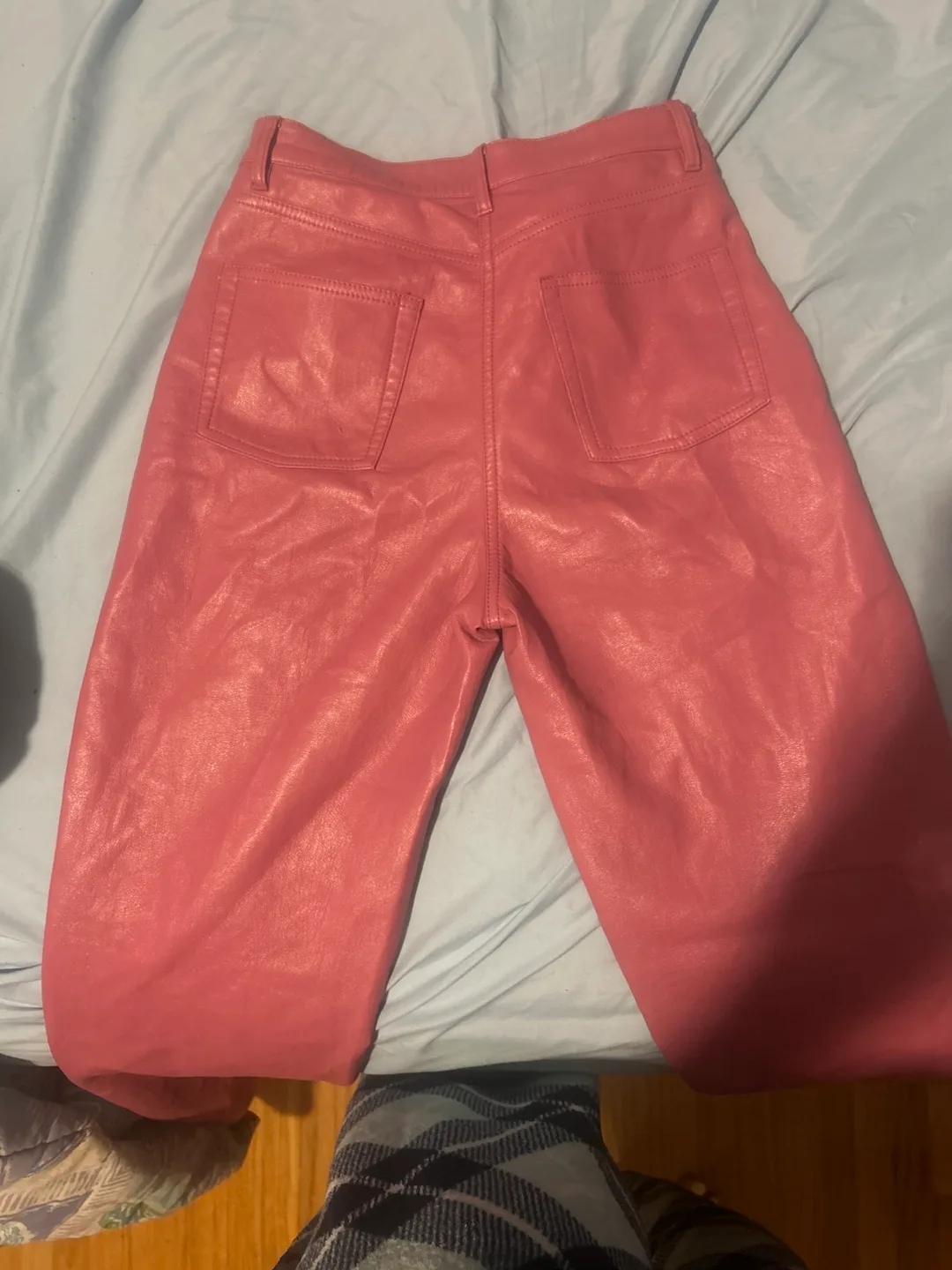 Wilfred Pink Leather Pants image indicator(3)