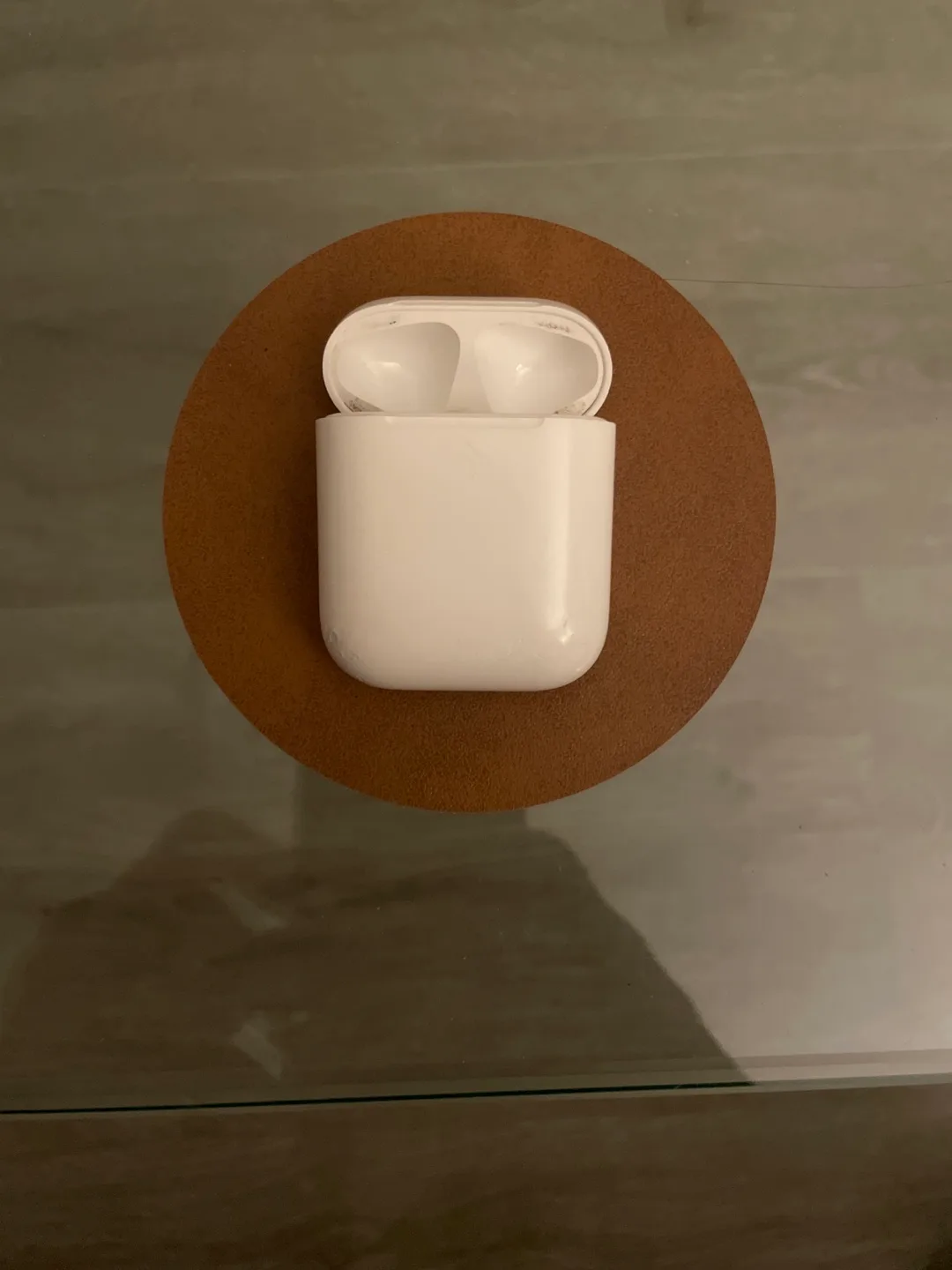 Apple AirPods 2 case image indicator(4)