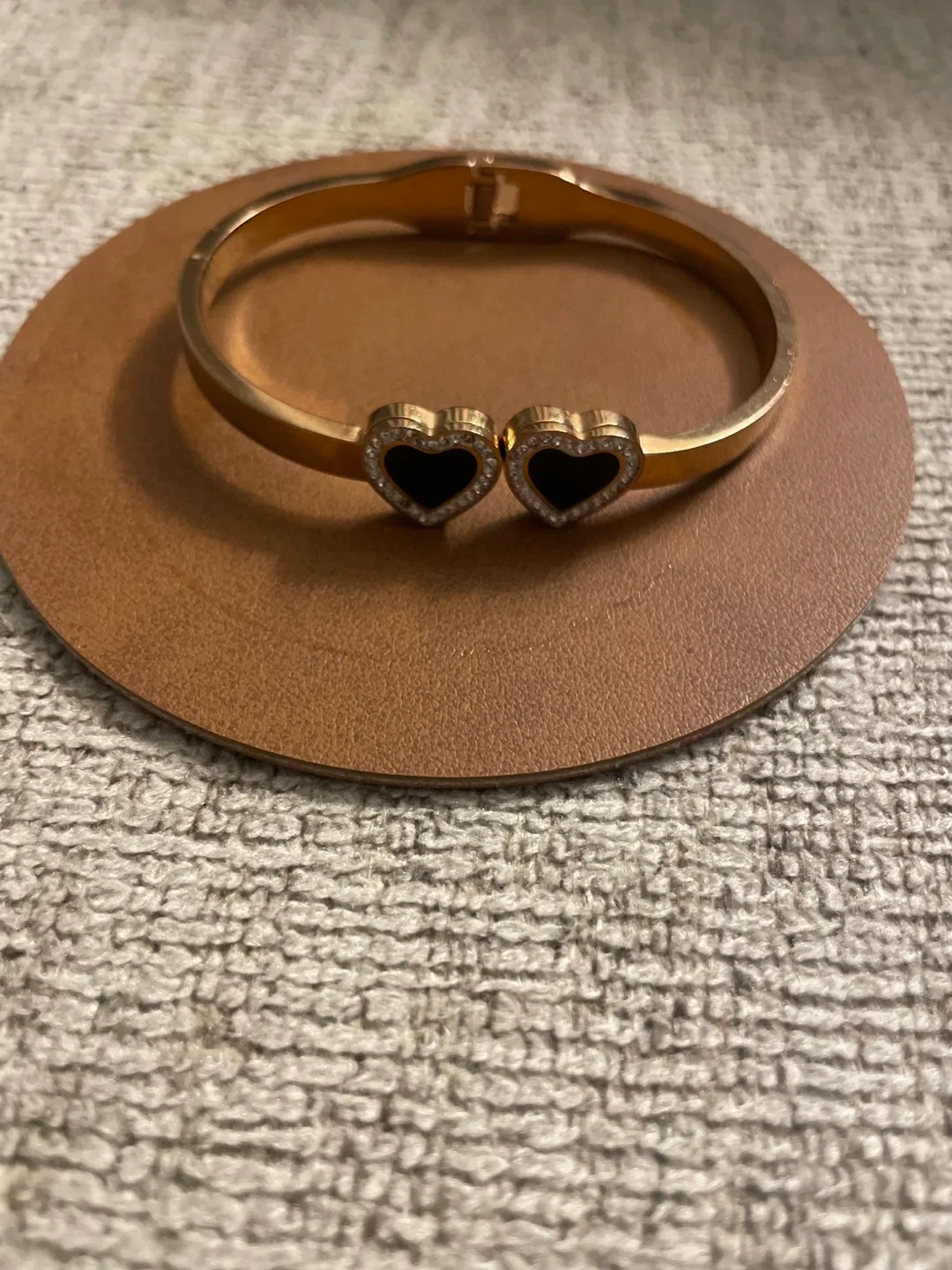 Gold Bracelet with Heart Accents thumbnail