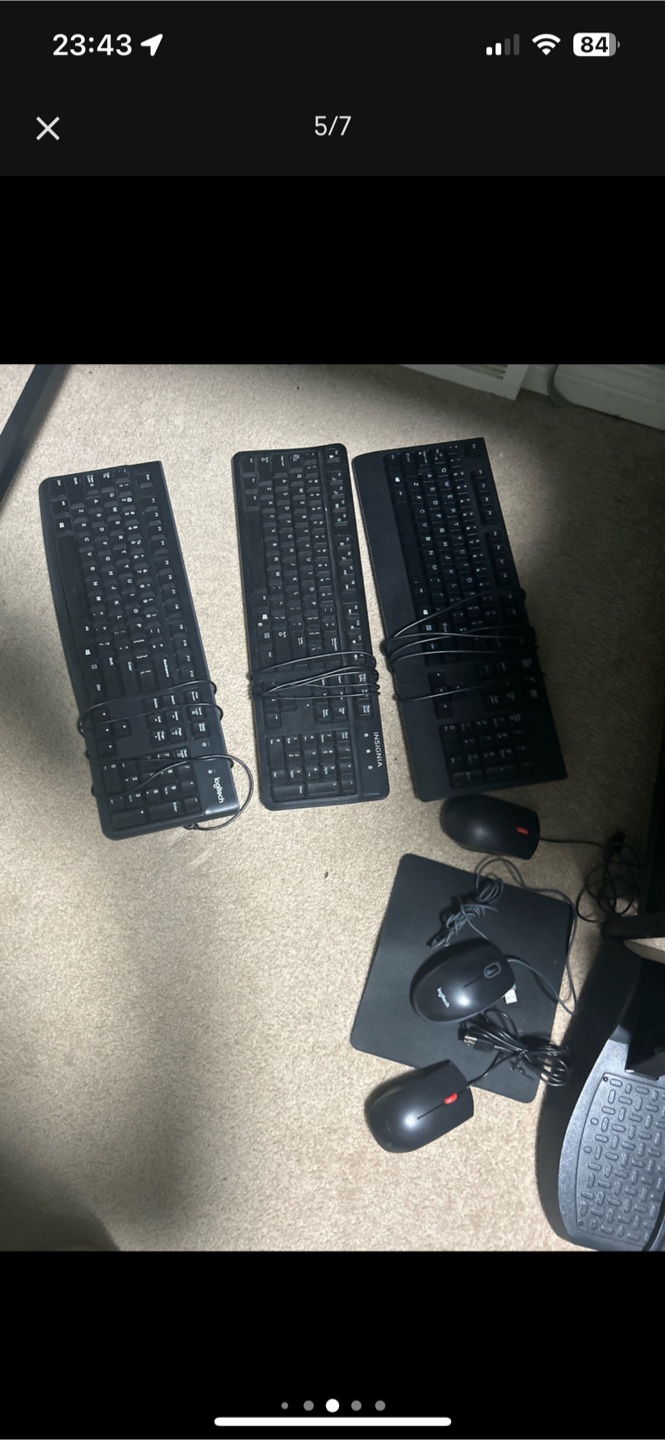 Full gaming set up - photo 5