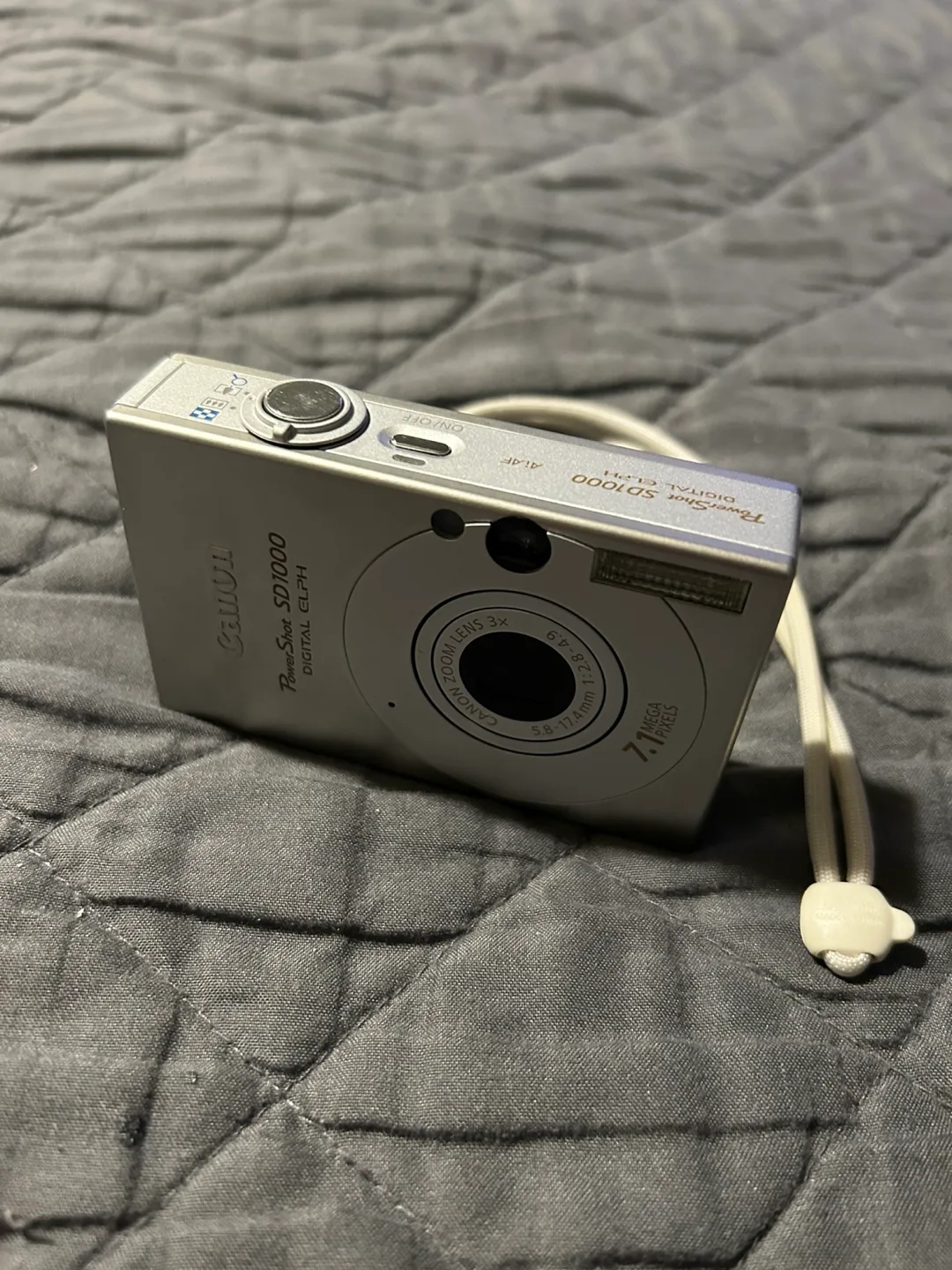 Canon PowerShot ELPH SD1000 7.1MP Digital Camera 3x Zoom Silver image indicator(3)