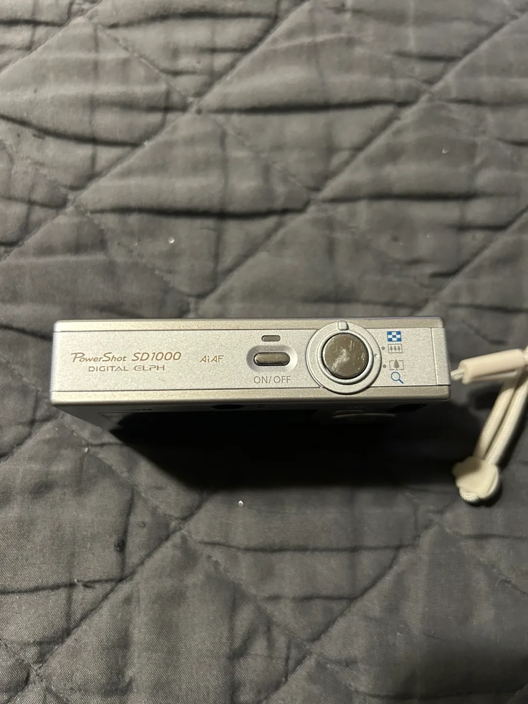 Canon PowerShot ELPH SD1000 7.1MP Digital Camera 3x Zoom Silver image indicator(4)