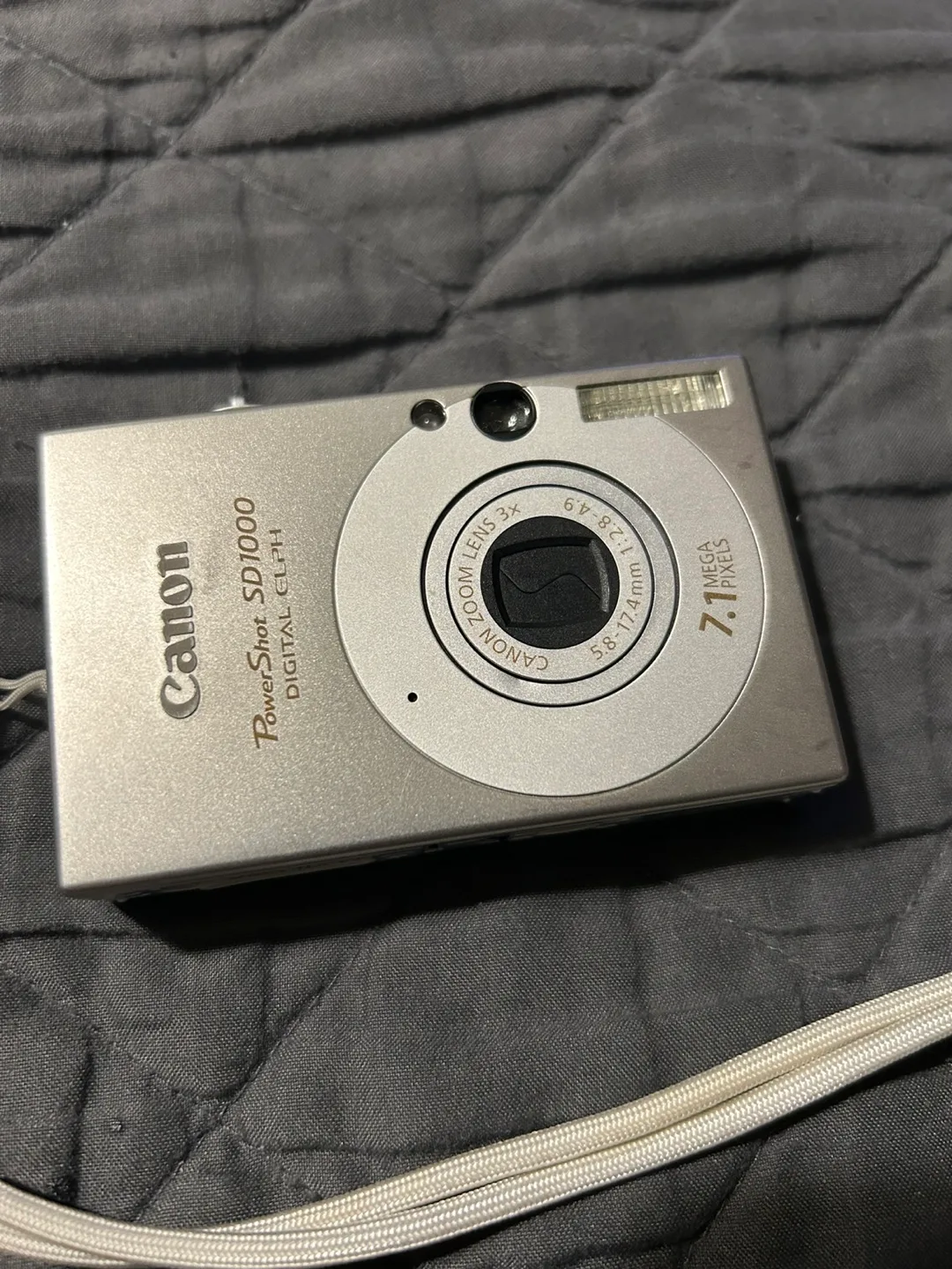 Canon PowerShot ELPH SD1000 7.1MP Digital Camera 3x Zoom Silver image indicator(2)