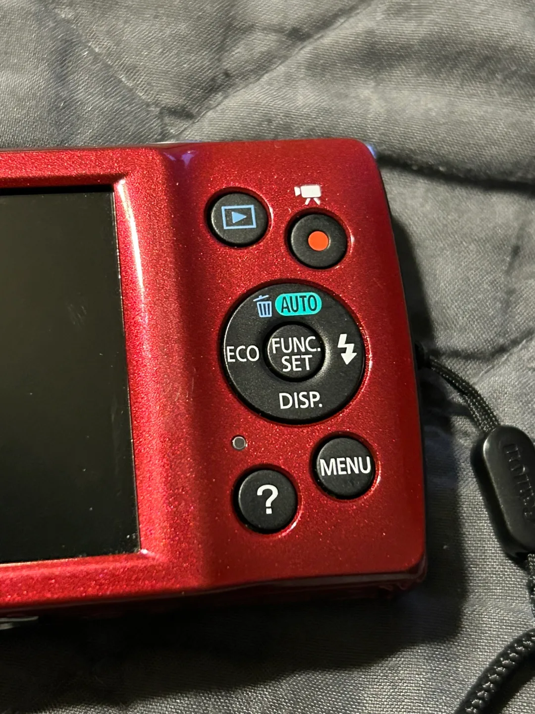 Canon PowerShot ELPH 135 16MP 8x Optical Zoom Digital Camera image indicator(6)